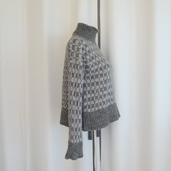 Everlane The Cloud Checkered Turtleneck Sweater Grey Sz S - Picture 3 of 6